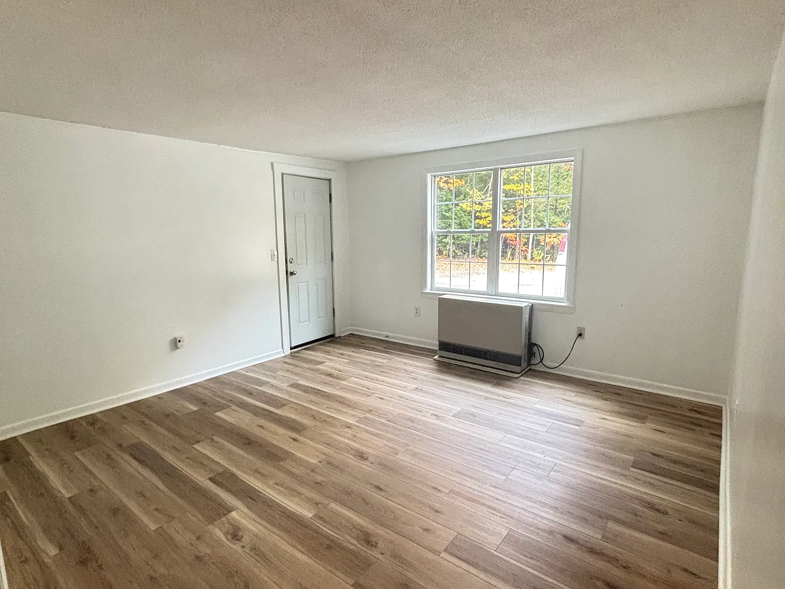 2 bed, $2,200 — Photo 3