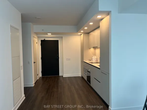 609 Sherbourne St, Toronto, ON