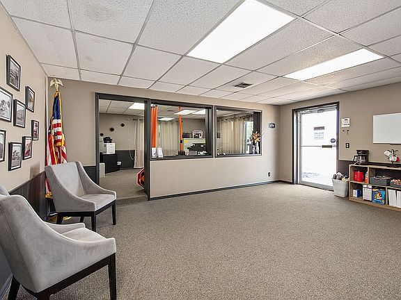 5th image of 2111 State Highway 51
