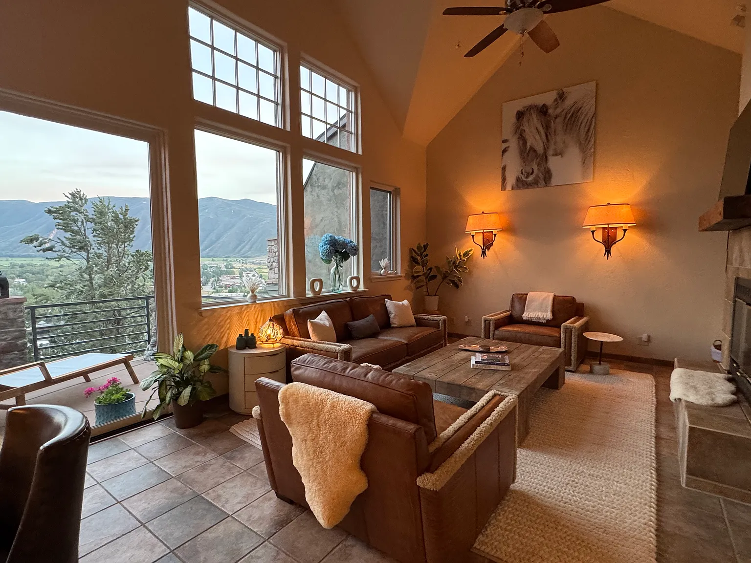 2 bed, 2.5 bath, 1735 sqft, $5,500 — Photo 4