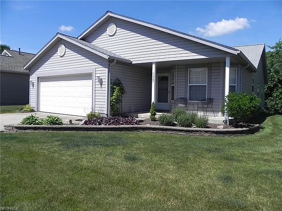 2nd image of 3947 Marsh Creek Ln #28