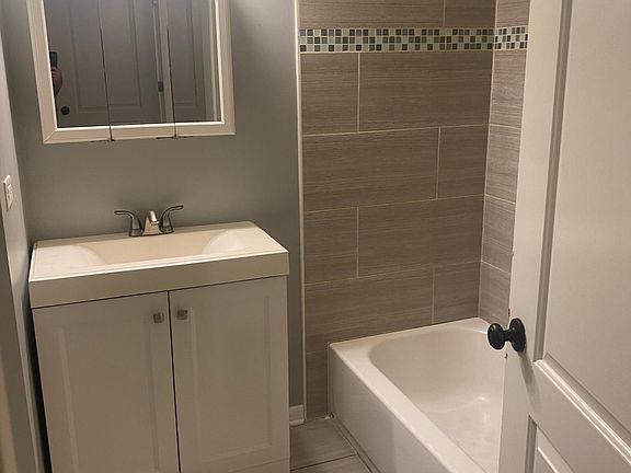 4th image of 3119 S 50th Ct