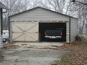 5th image of 328 W South St