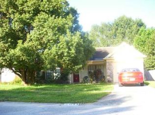 2611 Amberly Pl, Seffner, FL 33584
