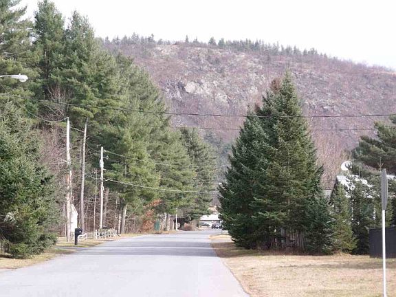 4th image of 12 Dinu Dr