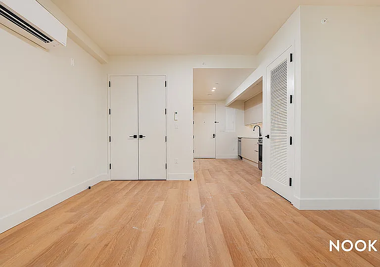 130 Hope St #111 — Photo 5