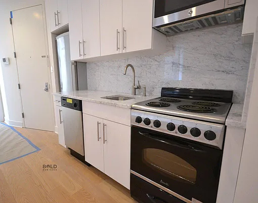 Rented by Bold Marketing | media 42