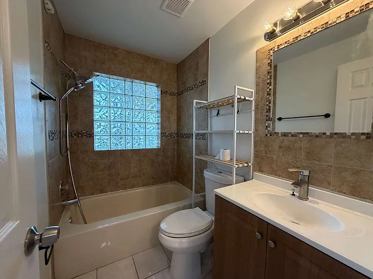 3532 Glenburn Ct — Photo 13