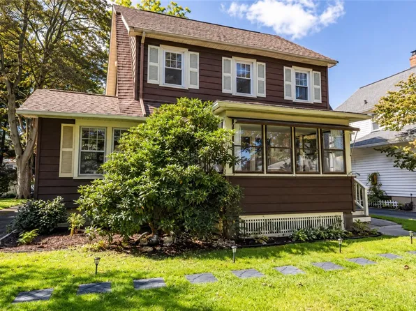 35 Poppy St, Rochester, NY 14617