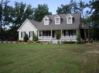 1804 Kates Neck Rd, Topping, VA 23169