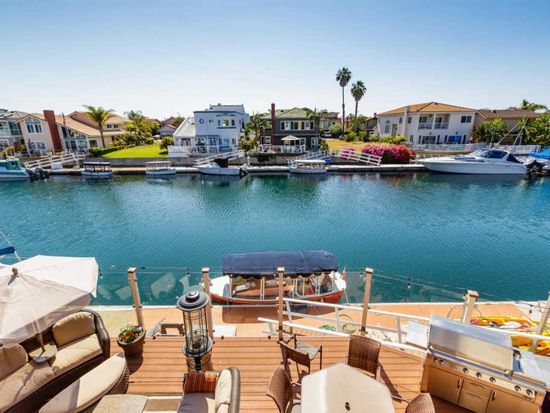 2301 Peninsula Rd, Oxnard, CA 93035