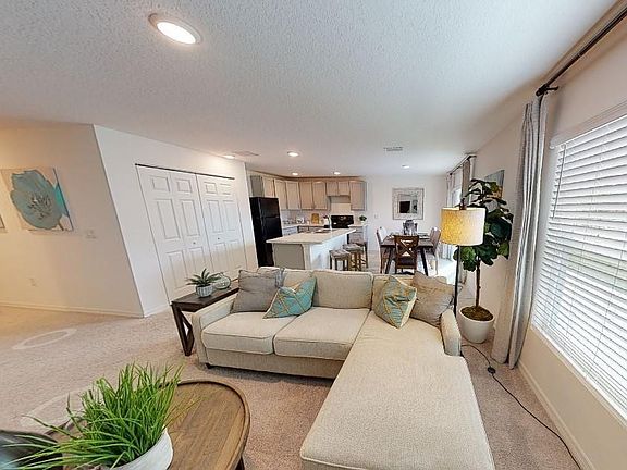 5th image of 8035 104th Avenue