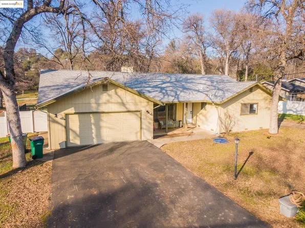 15436 Camino Del Parque N, Sonora, CA 95370