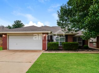 17621 Lead Ln, Edmond, OK 73012