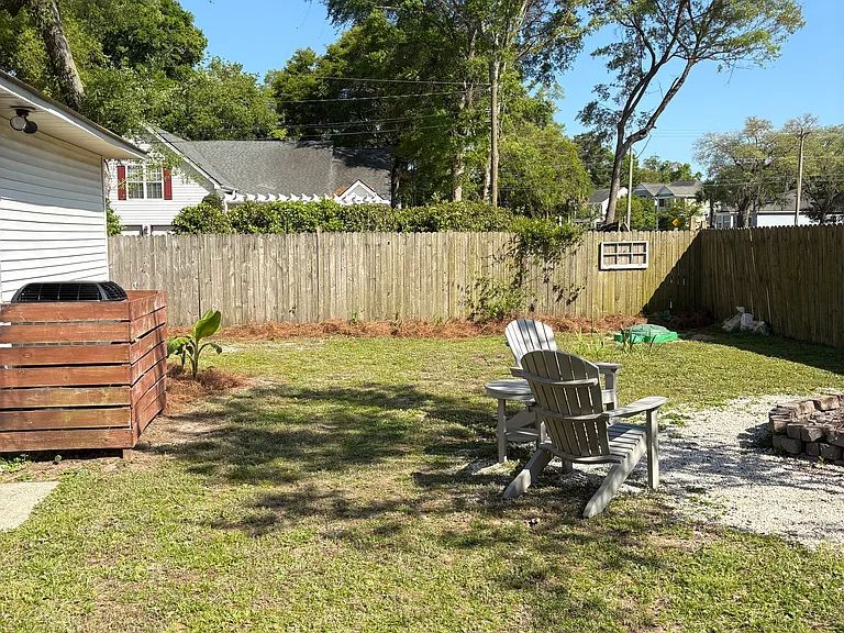 1257 Hampshire Rd — Photo 24