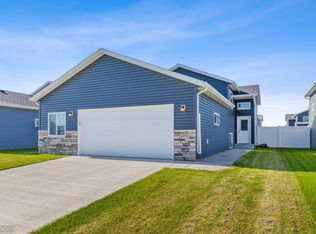 6774 69th Ave S, Horace, ND