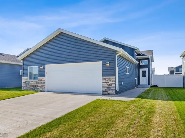6774 69th Ave S, Horace, ND 58047