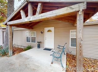 1269 Duckhead Rd, Lake Ozark, MO 65049