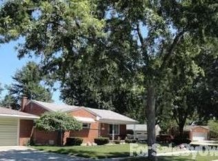 11459 Garbor Dr, Warren, MI 48093