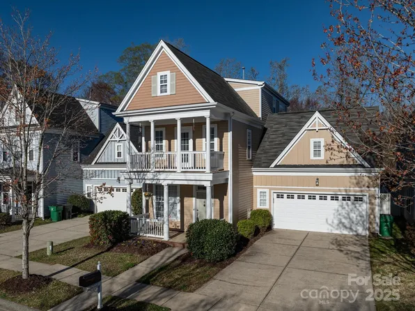 10133 Caldwell Forest Dr, Charlotte, NC 28213