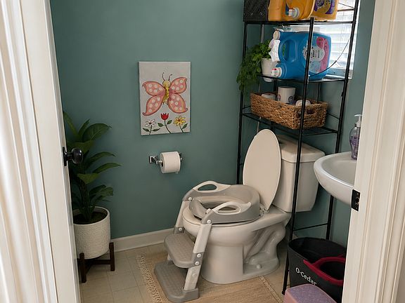 5th image of 91-1091 Kaileolea Dr APT 2F2