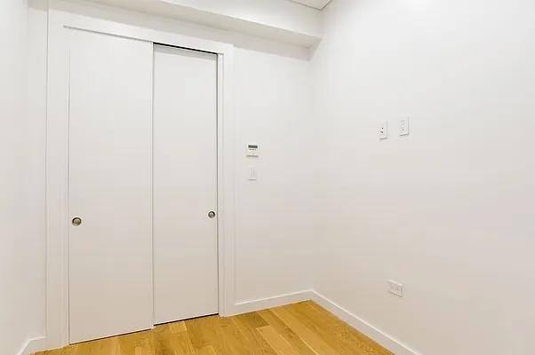 Rented by REAL New York | media 36