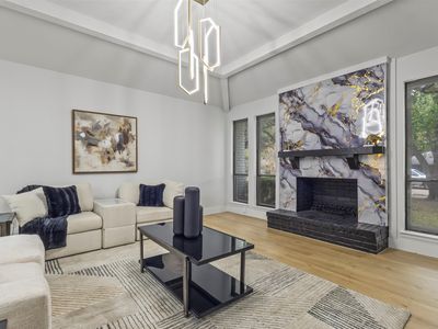1 Spring Valley Ct, Richardson, TX, 75081