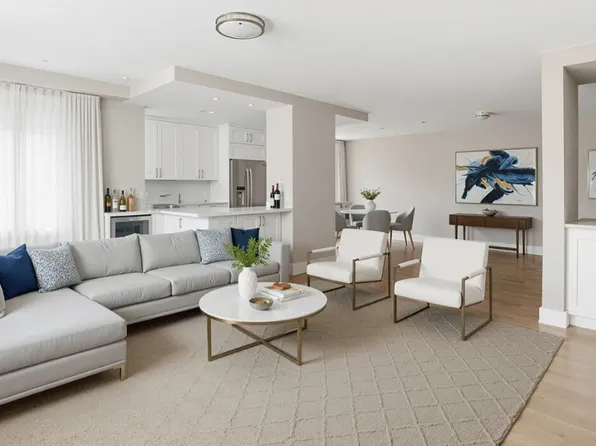 792 Columbus Avenue image 1 of 20