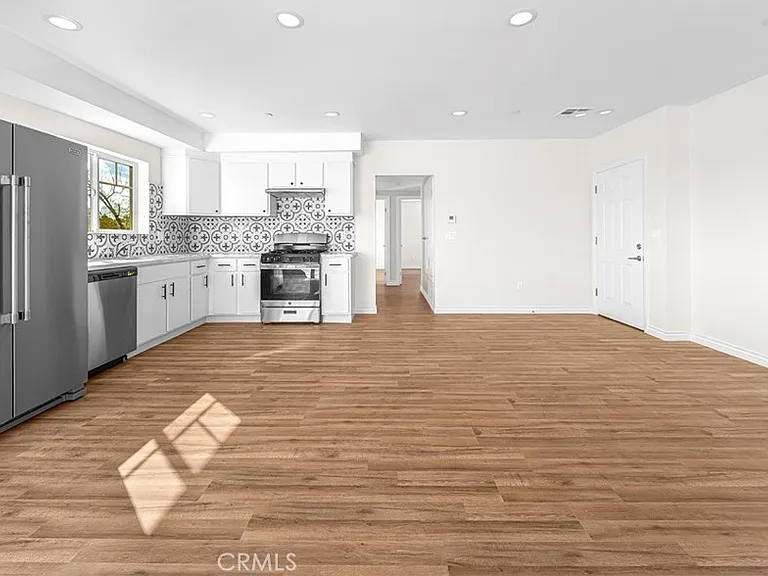 5639 Huntington Dr N #1 — Photo 8