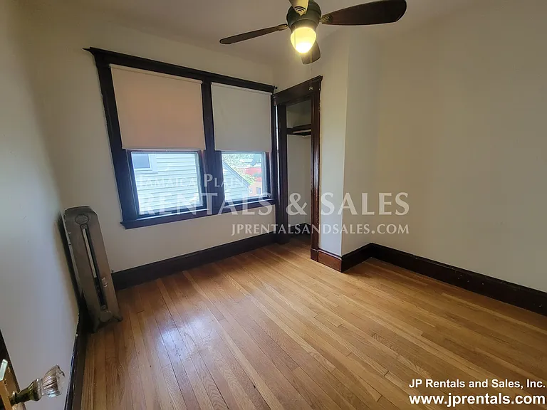 108 Bourne St — Photo 7