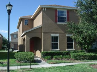 9115 English Oaks Ln, Riverview, FL 33578