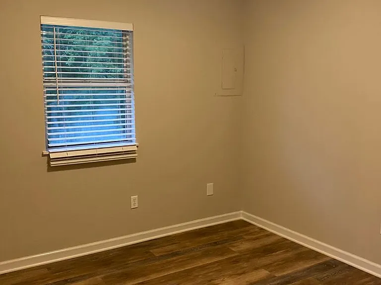 4540 W Bellview Dr — Photo 2