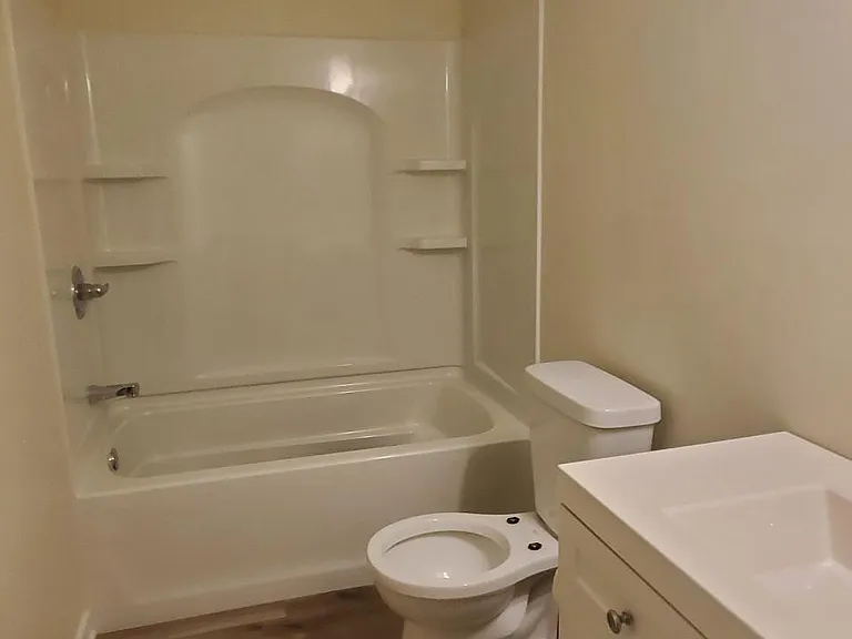 3807 Davis Ct — Photo 8