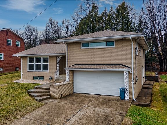 3rd image of 211 Donnell St