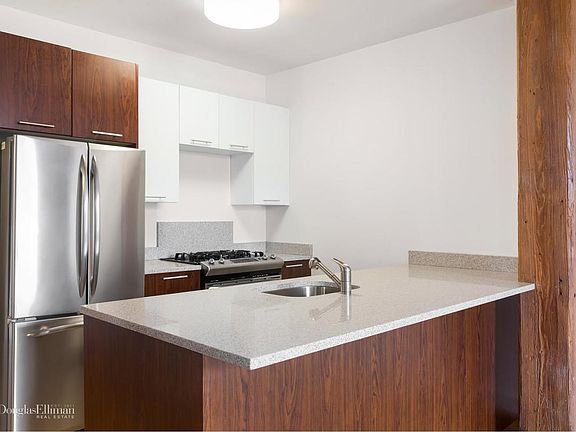 3rd image of 390 Wythe Ave APT 5D