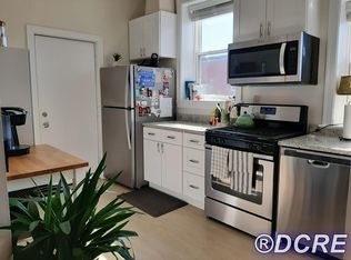 6932 N Lakewood Ave APT 2, Chicago, IL 60626