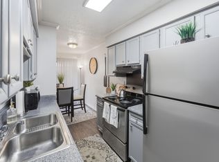 Le Montreaux Apartments, Austin, TX 78759