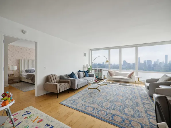 2 2nd St APT 3503, Jersey City, NJ 07302