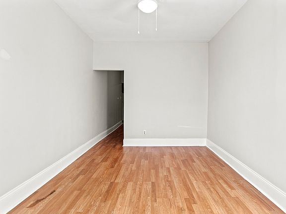 3rd image of 2003 E Ontario St #1