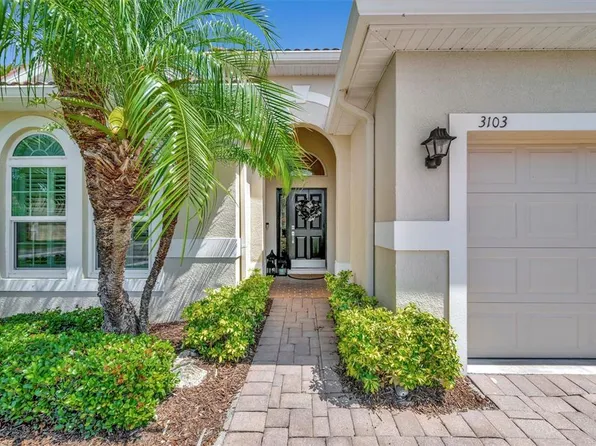 3103 77th Dr E, Sarasota, FL 34243