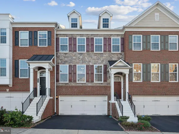 20677 Erskine Ter, Ashburn, VA 20147