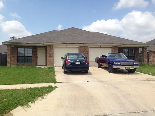 1501 Nicholas Cir #B Photo 1