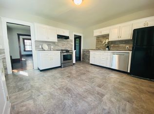 18 Woodhouse Ave, Wallingford, CT 06492