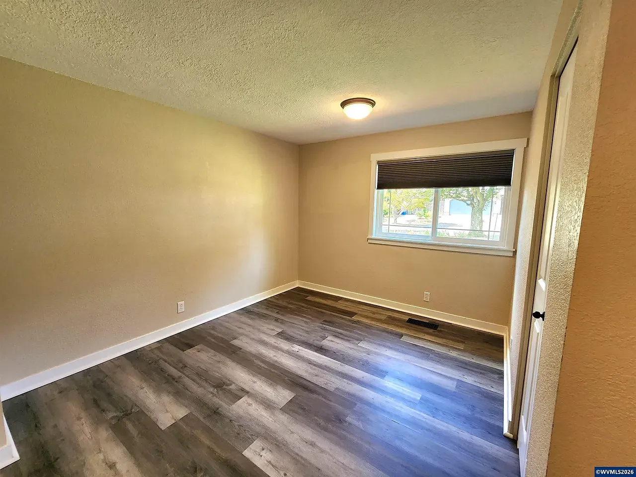 3 bed, 1219 sqft, $2,485 — Photo 3