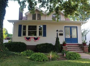 20374 Westover Ave, Rocky River, OH 44116
