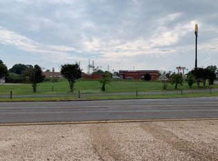 Linda Dr, Daingerfield, TX 75638