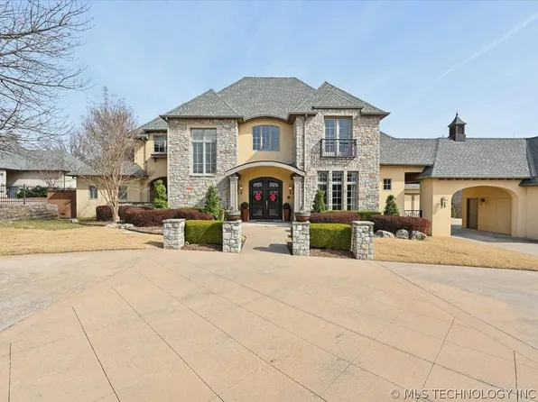 10703 S Forest Ave, Jenks, OK 74037