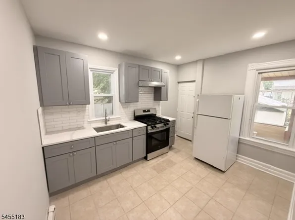 109 Berry St Floor 1, Dover, NJ 07801
