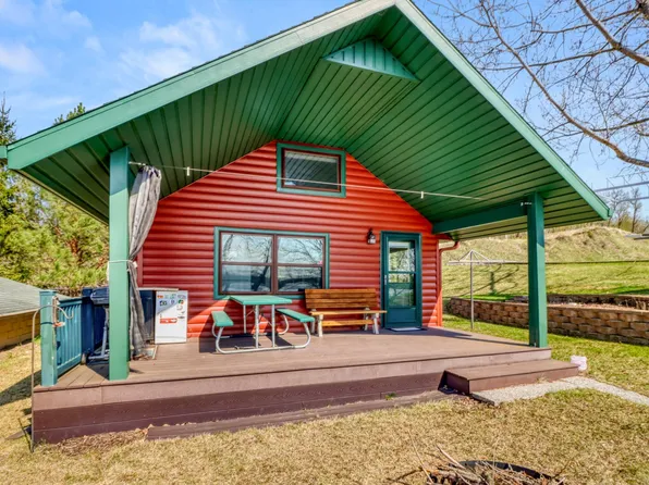 47166 Franklin Ct, Pelican Rapids, MN 56572