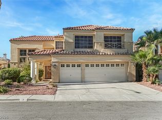 7 Crown Valley Dr, Henderson, NV 89074